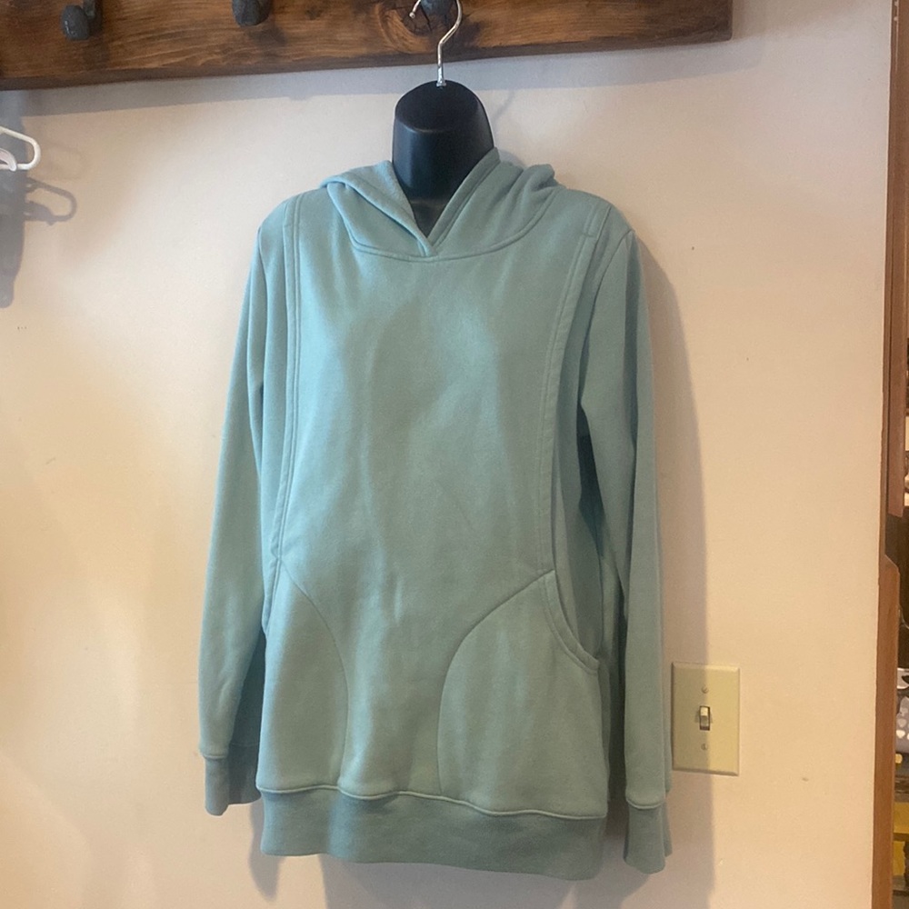 Latched Mama heavyweight hoody size large